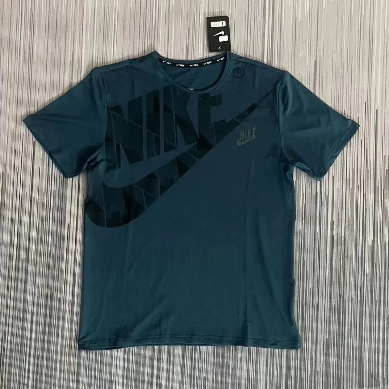 t-shirt/9