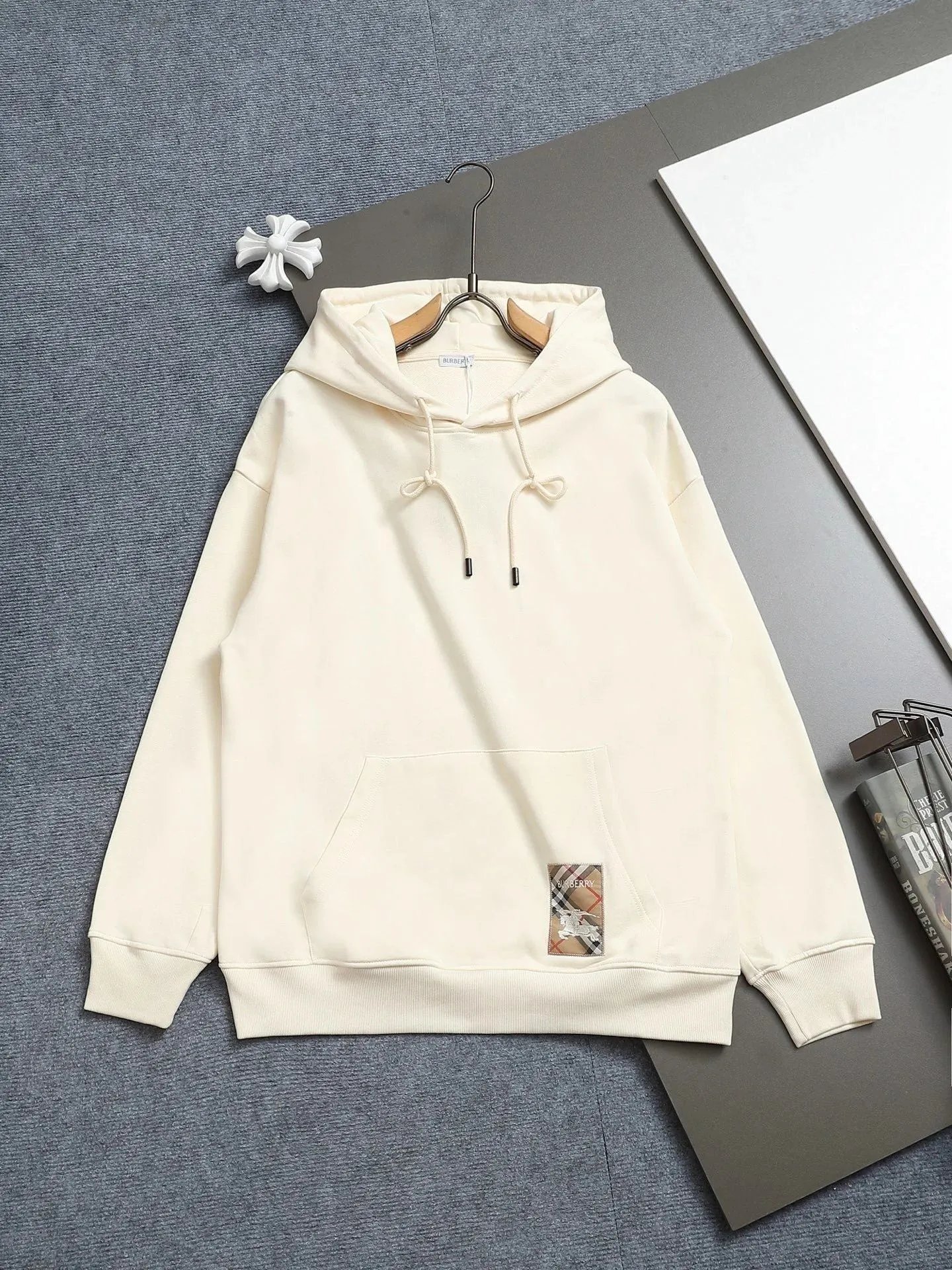LM025