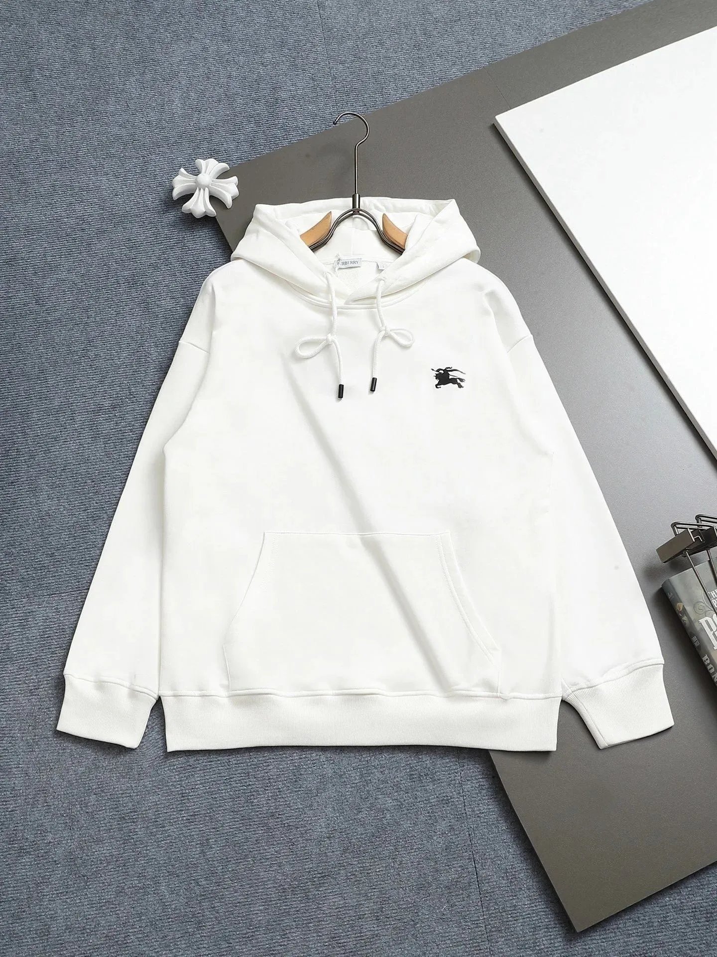 LM024