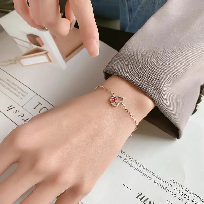 白金色手链