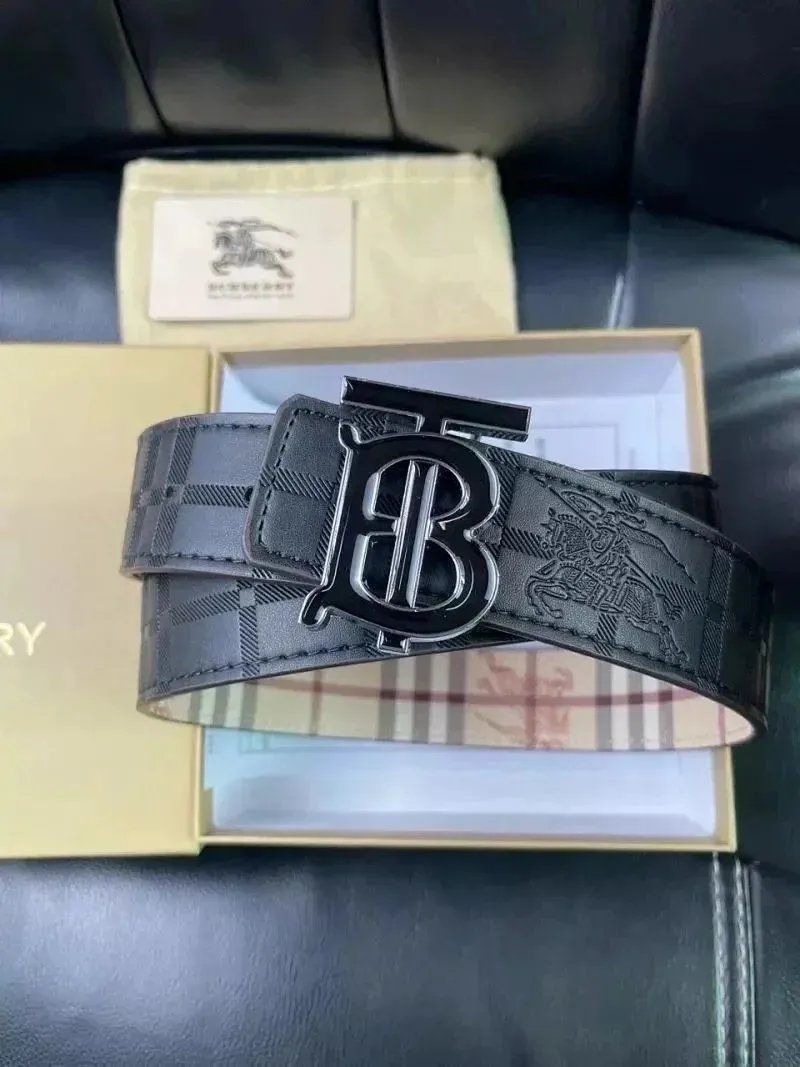 BURBERRY 33
