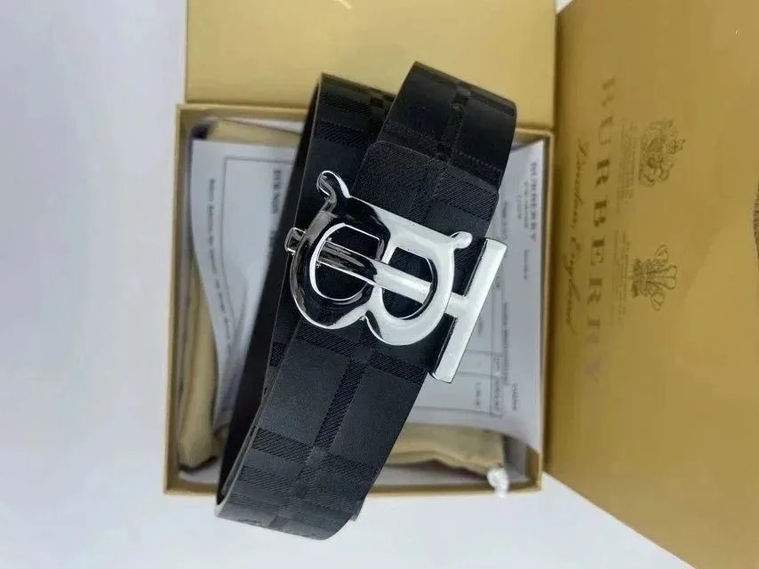 BURBERRY 40