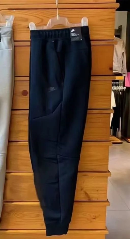 tech pant black