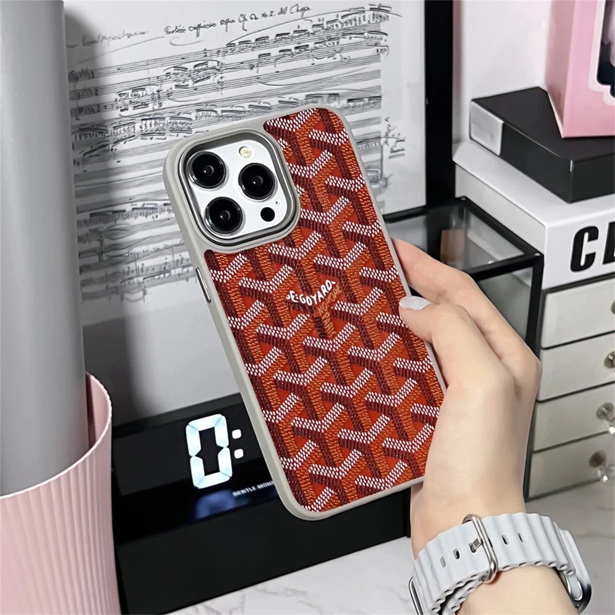 红色
