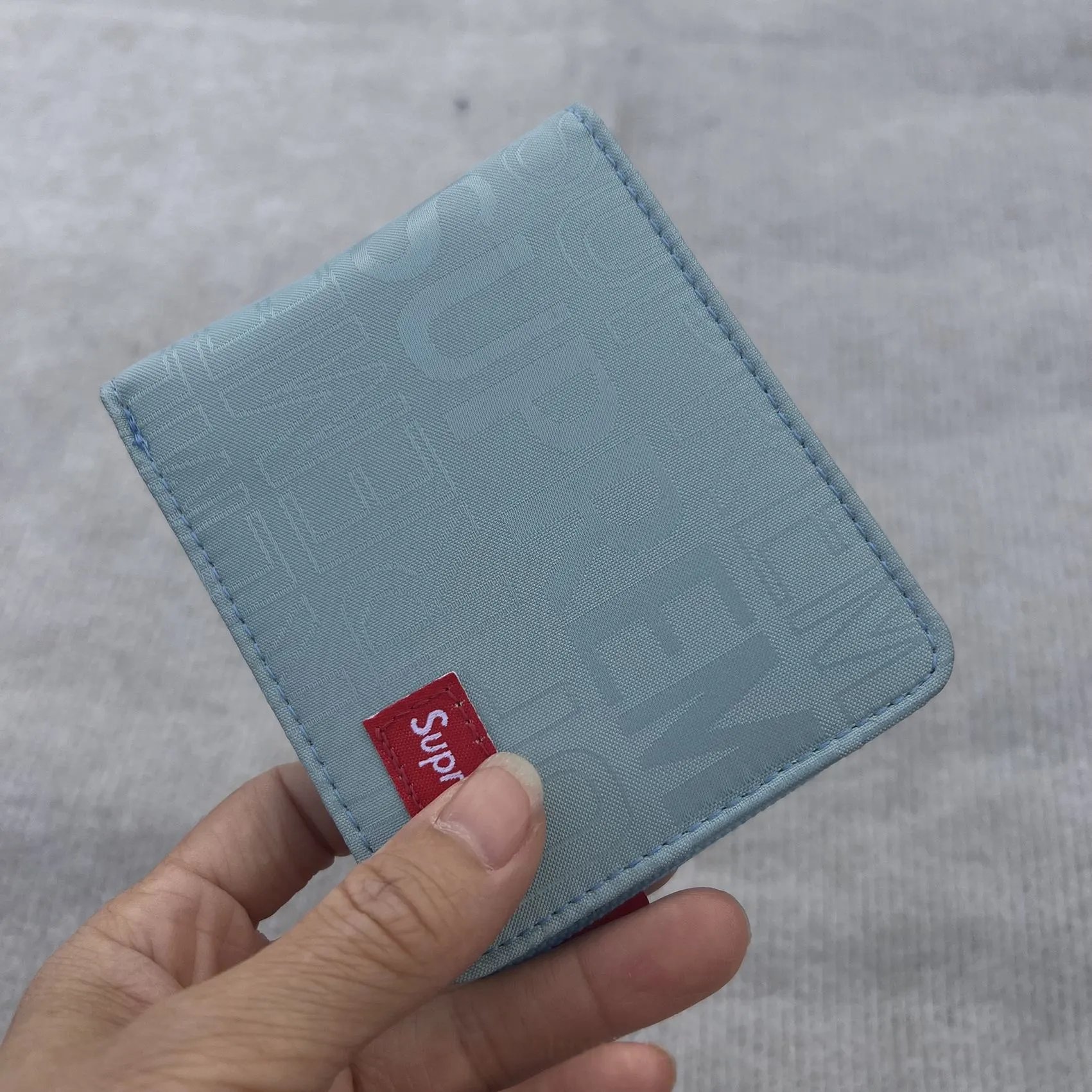 满绣短款蓝色无盒
