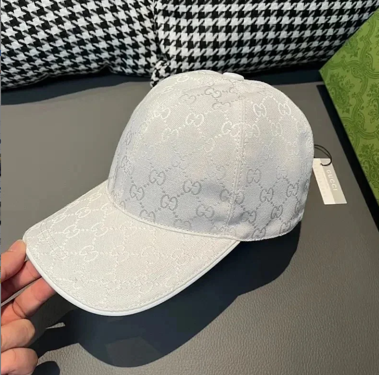 Gucci 4