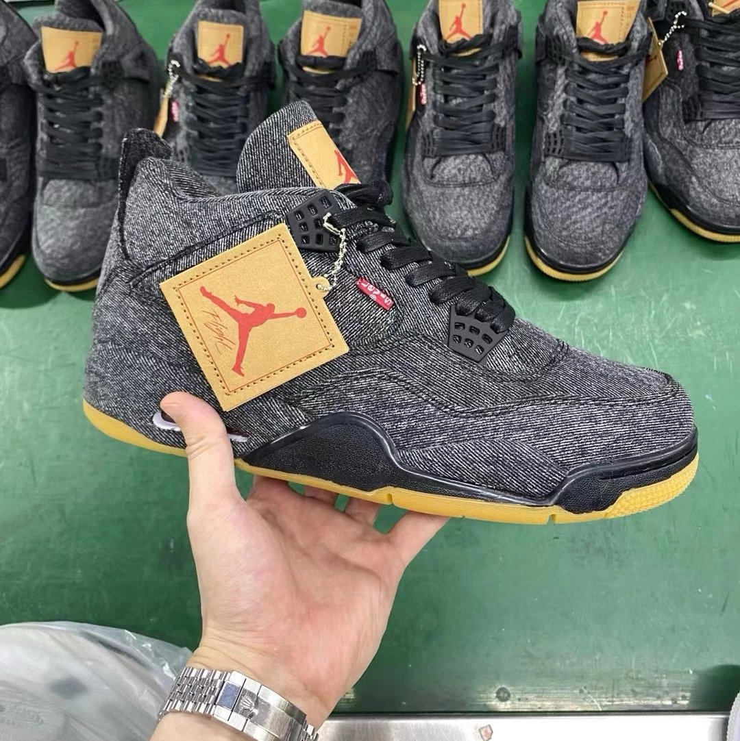 李维斯联名黑