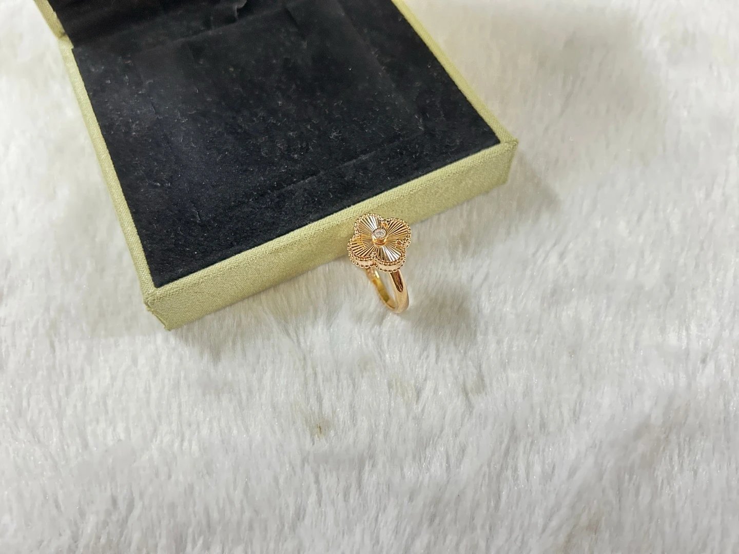玫瑰金