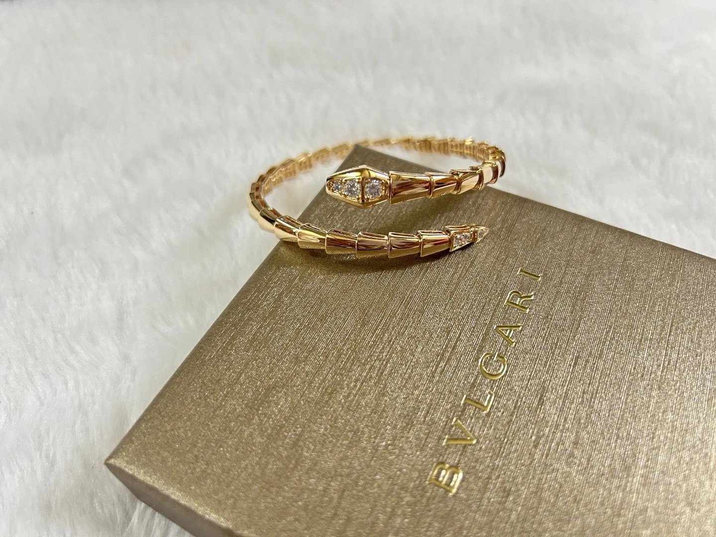 玫瑰金