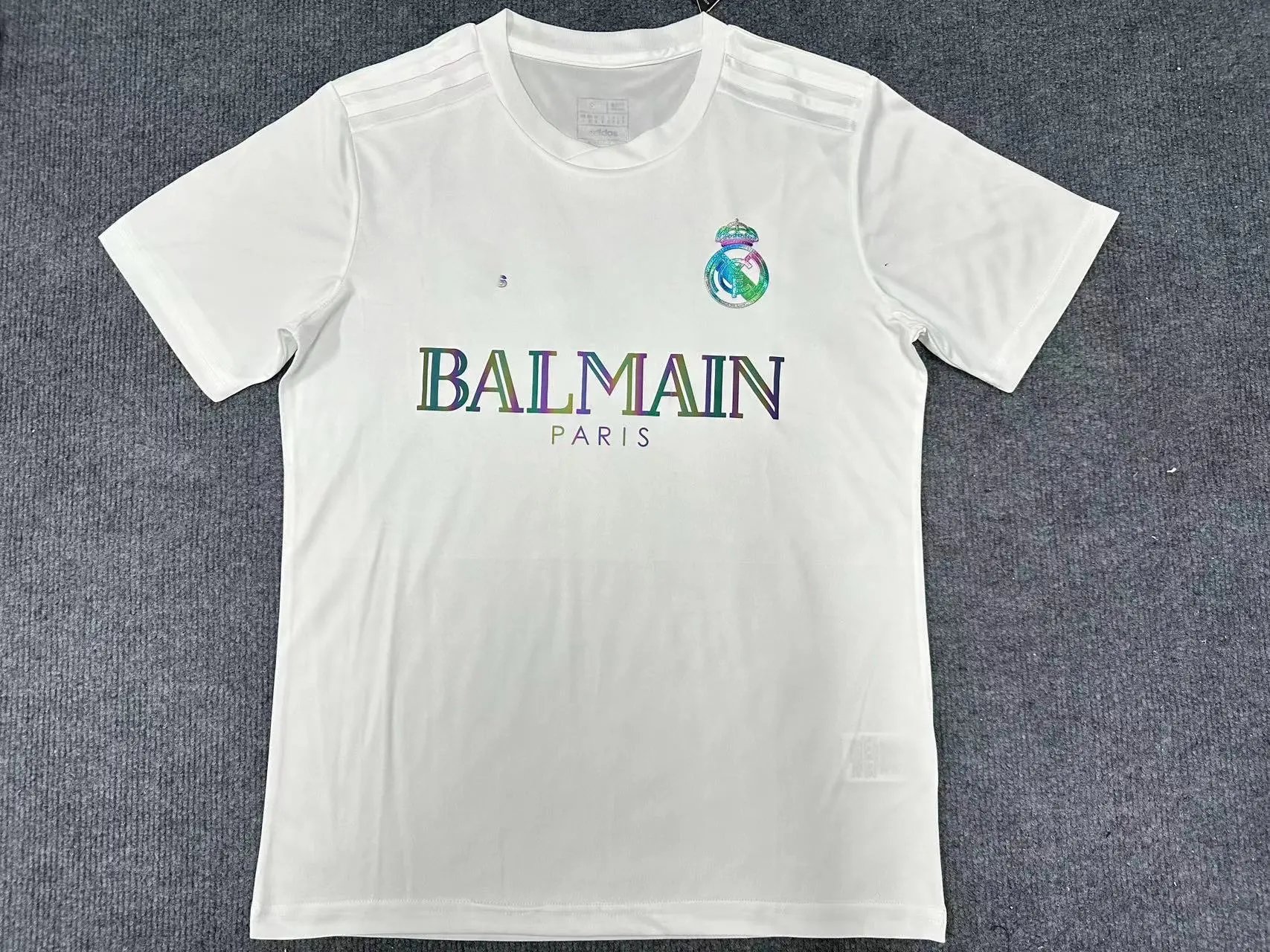 皇马反光标训练服白色