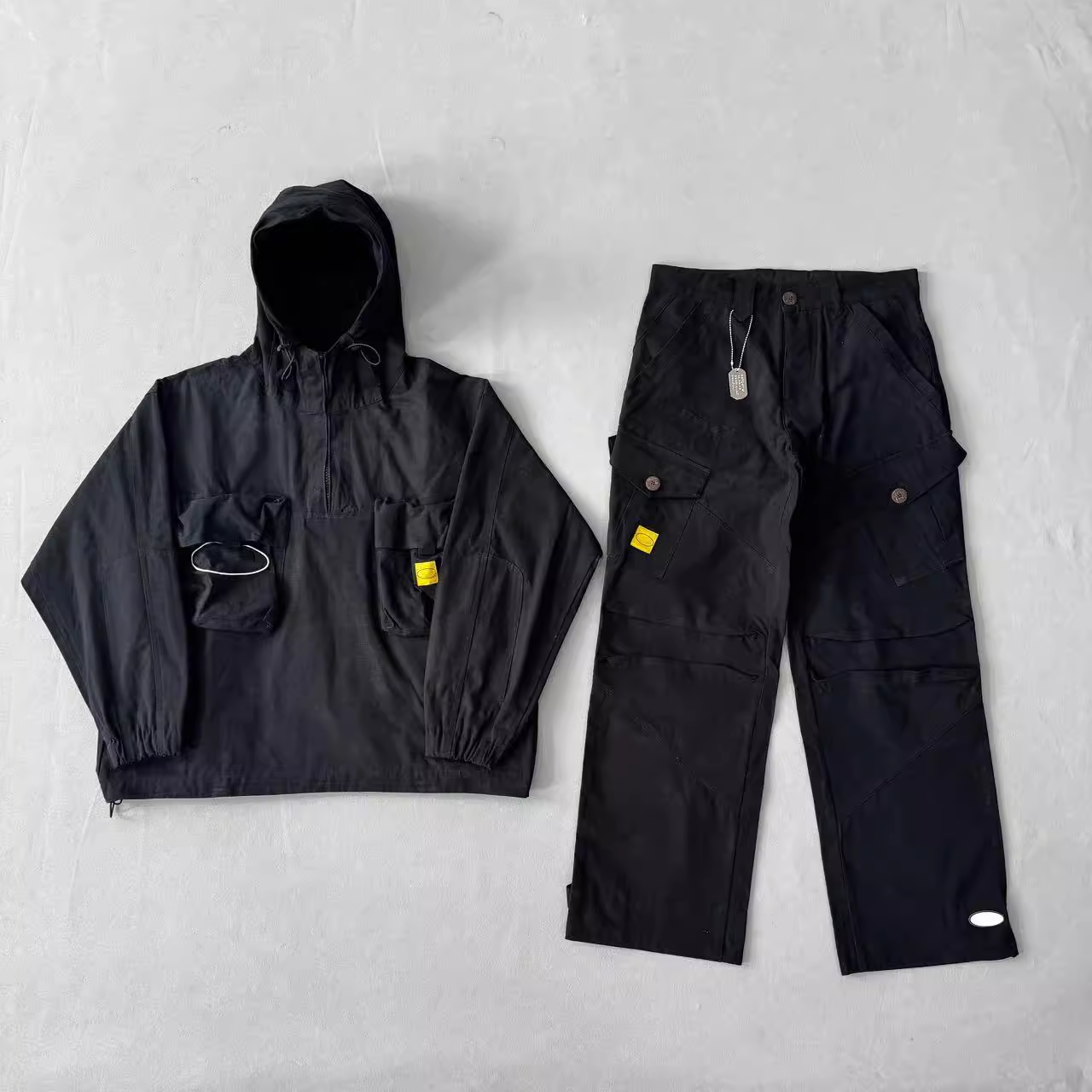 黑色斜口袋套装(TOP+PANTS)