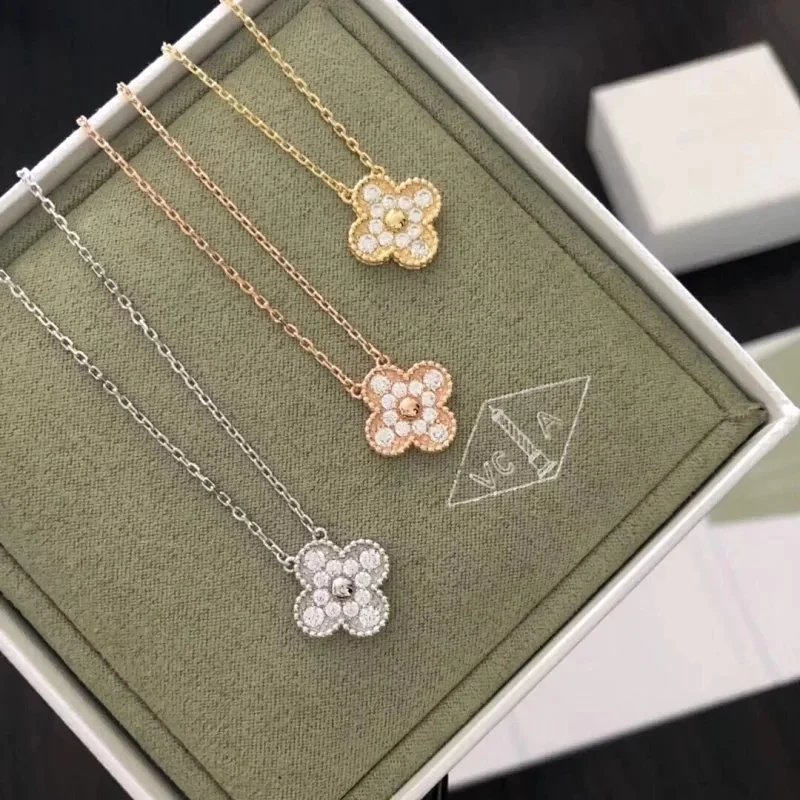 满钻白金色