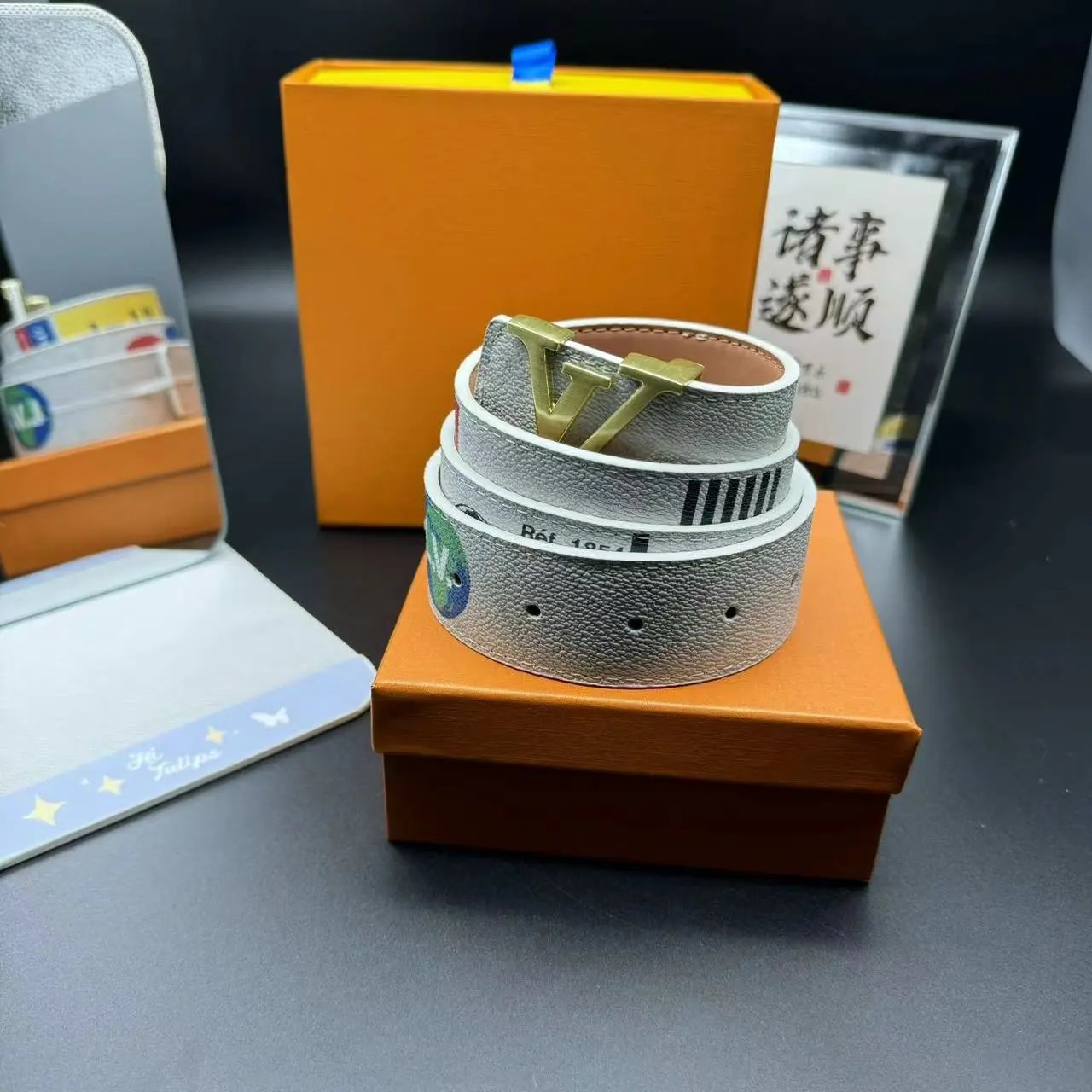 普白 金扣