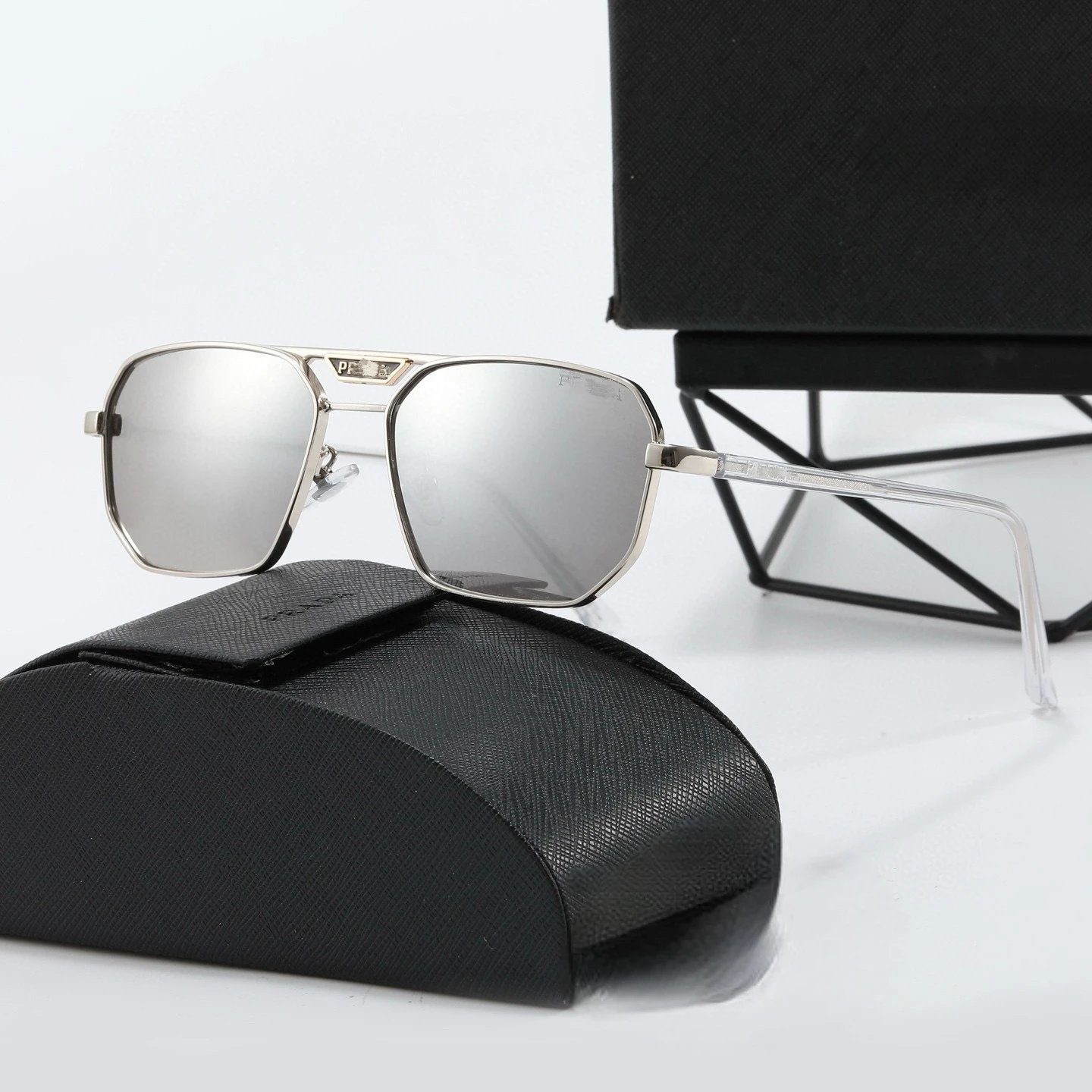 水银色