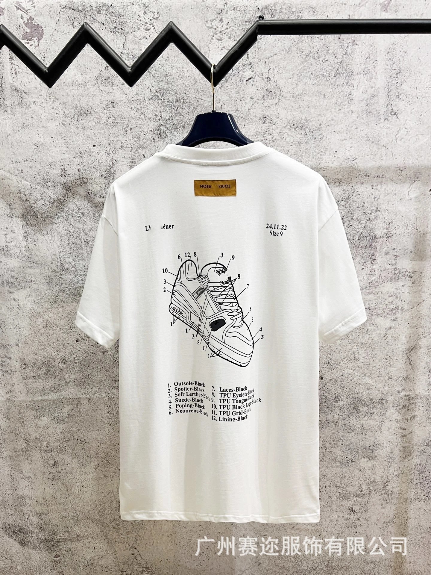 3315鞋子白色