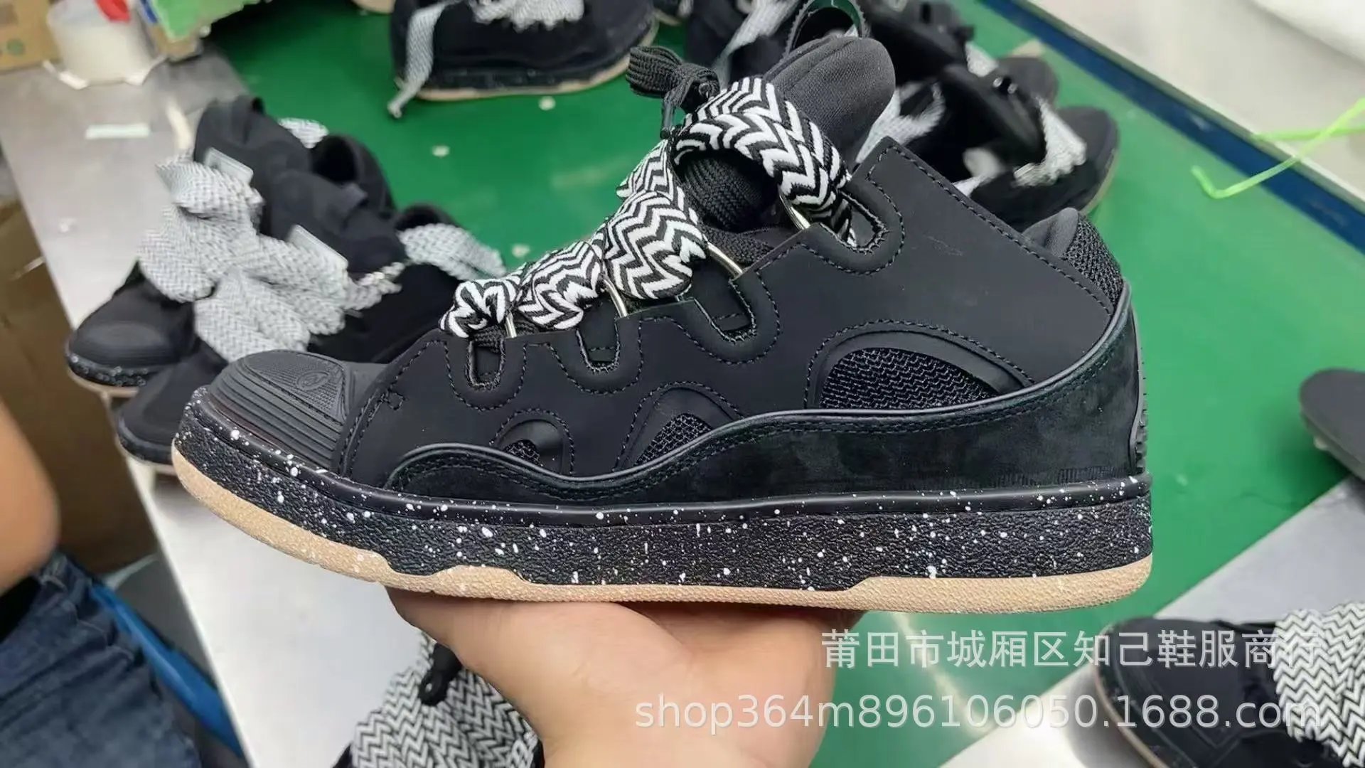 L—15黑泼墨