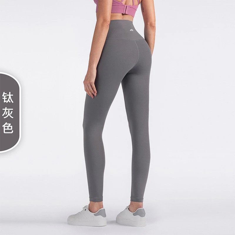 钛灰色