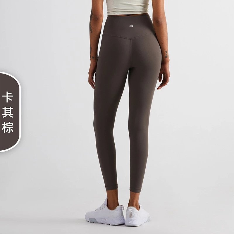 卡其棕