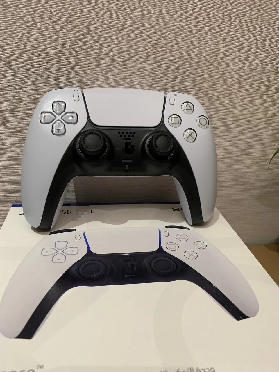 白色