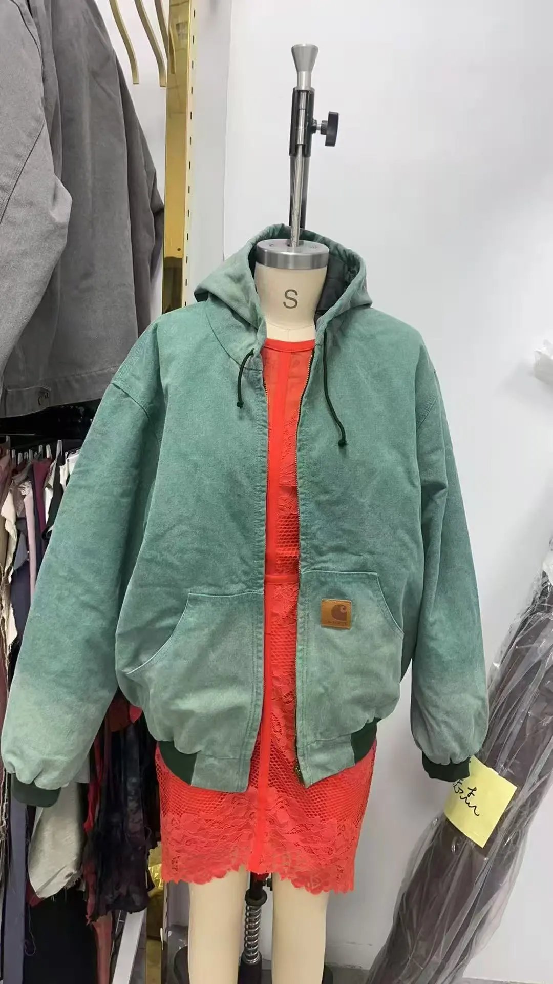130连帽湖水绿
