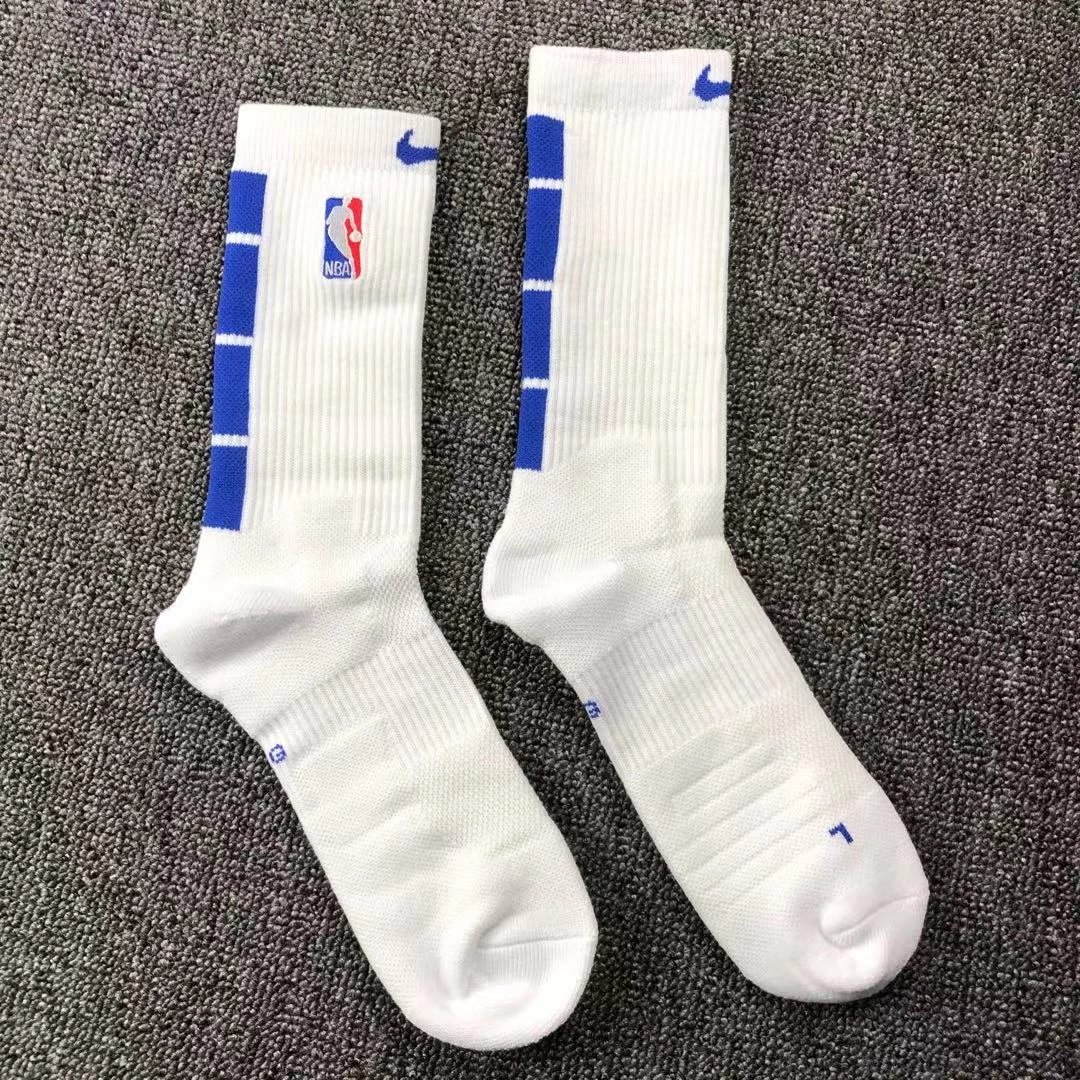 NBA白色蓝条