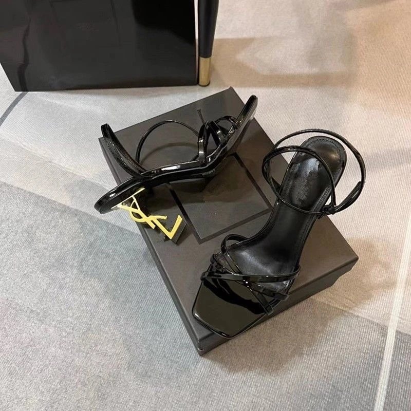 金跟8厘米