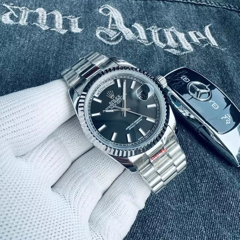 银边·黑盘钢带 41MM【适用男款】