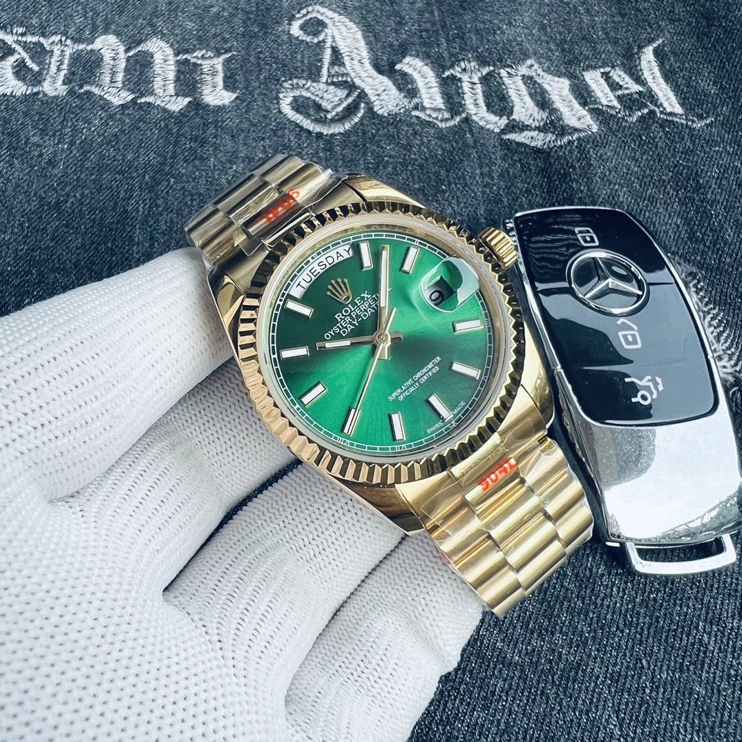 黄金色壳·绿盘钢带 41MM【适用男款】