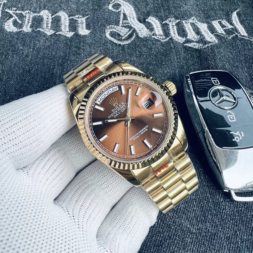 黄金色壳·咖盘钢带 41MM【适用男款】