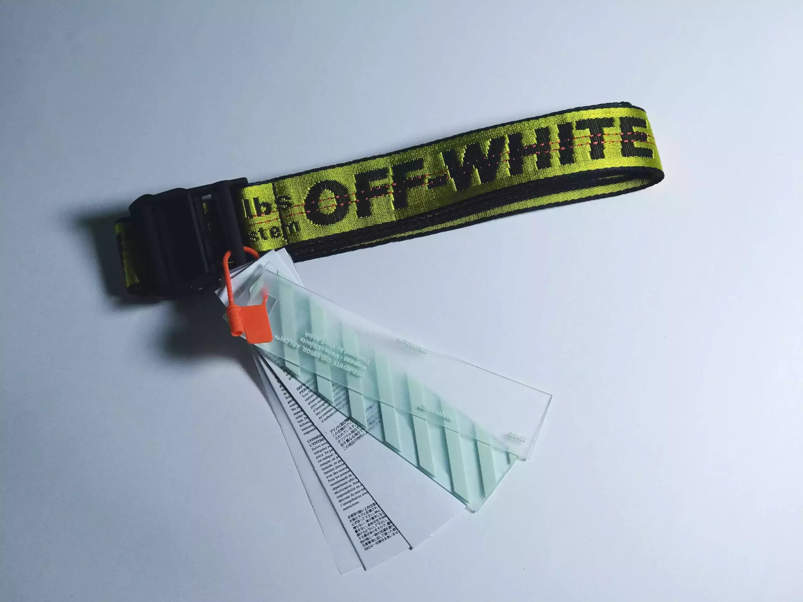 高质量腰带 金黄色 yellow