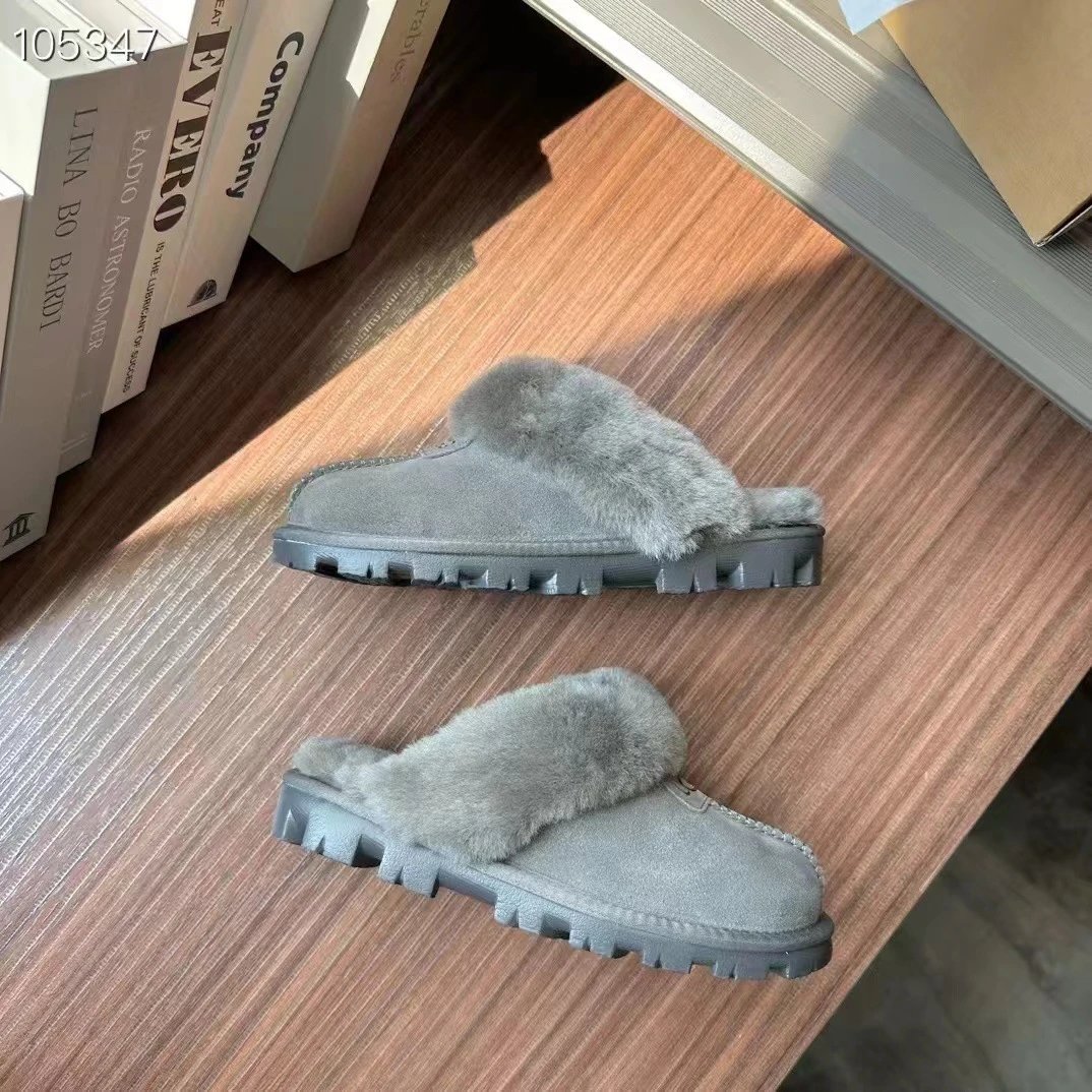 灰色