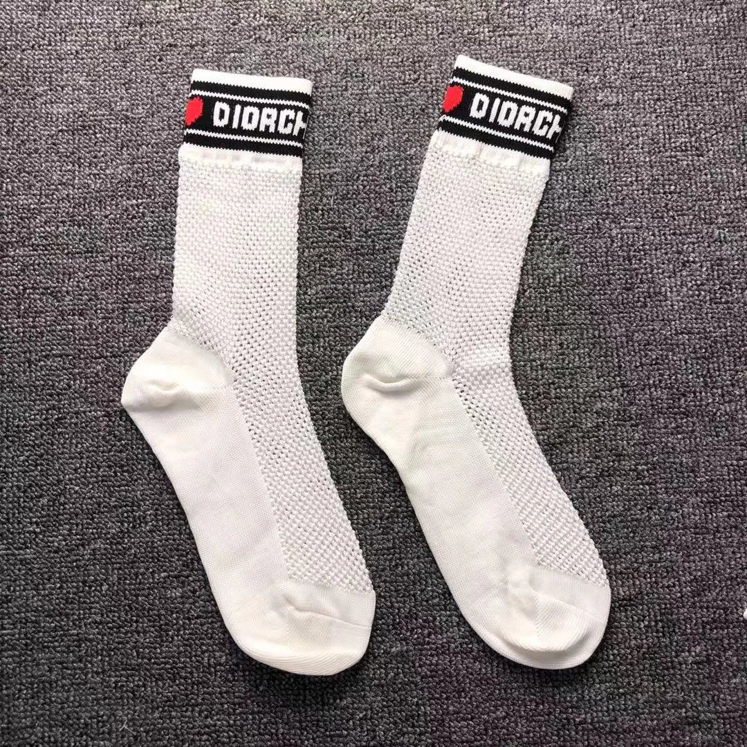 黑条爱心