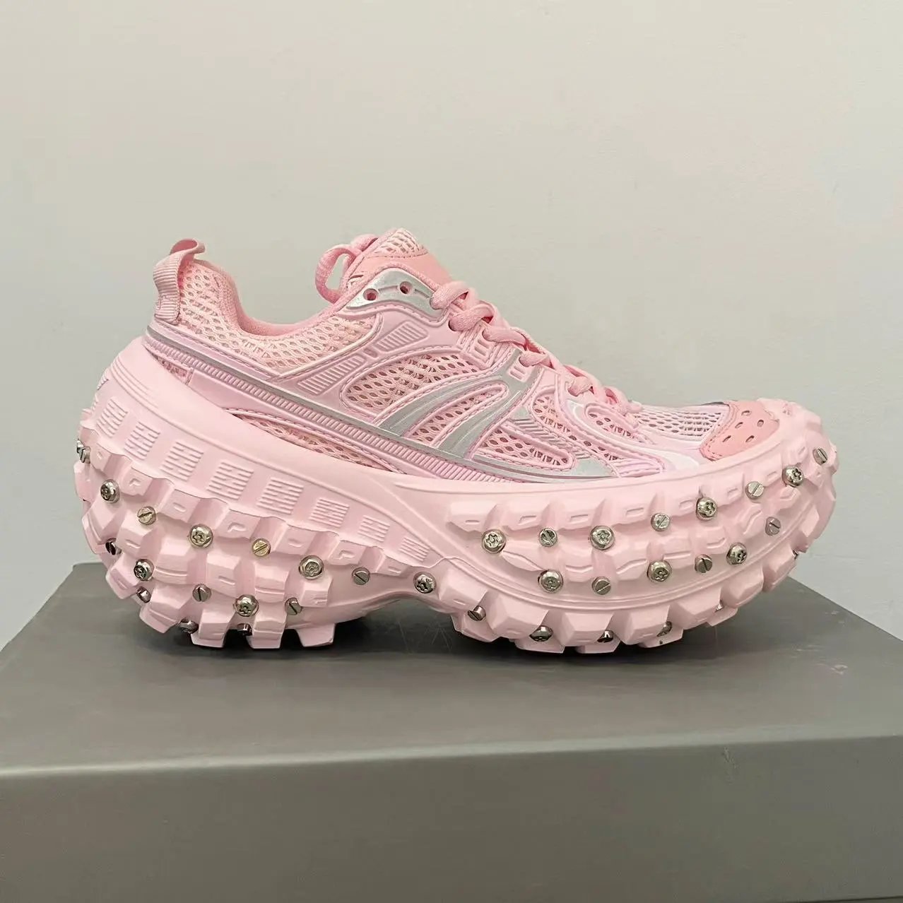 粉色铆钉