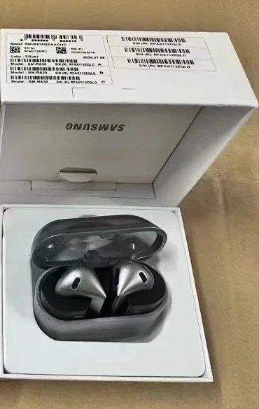 Galaxy Buds3  balck