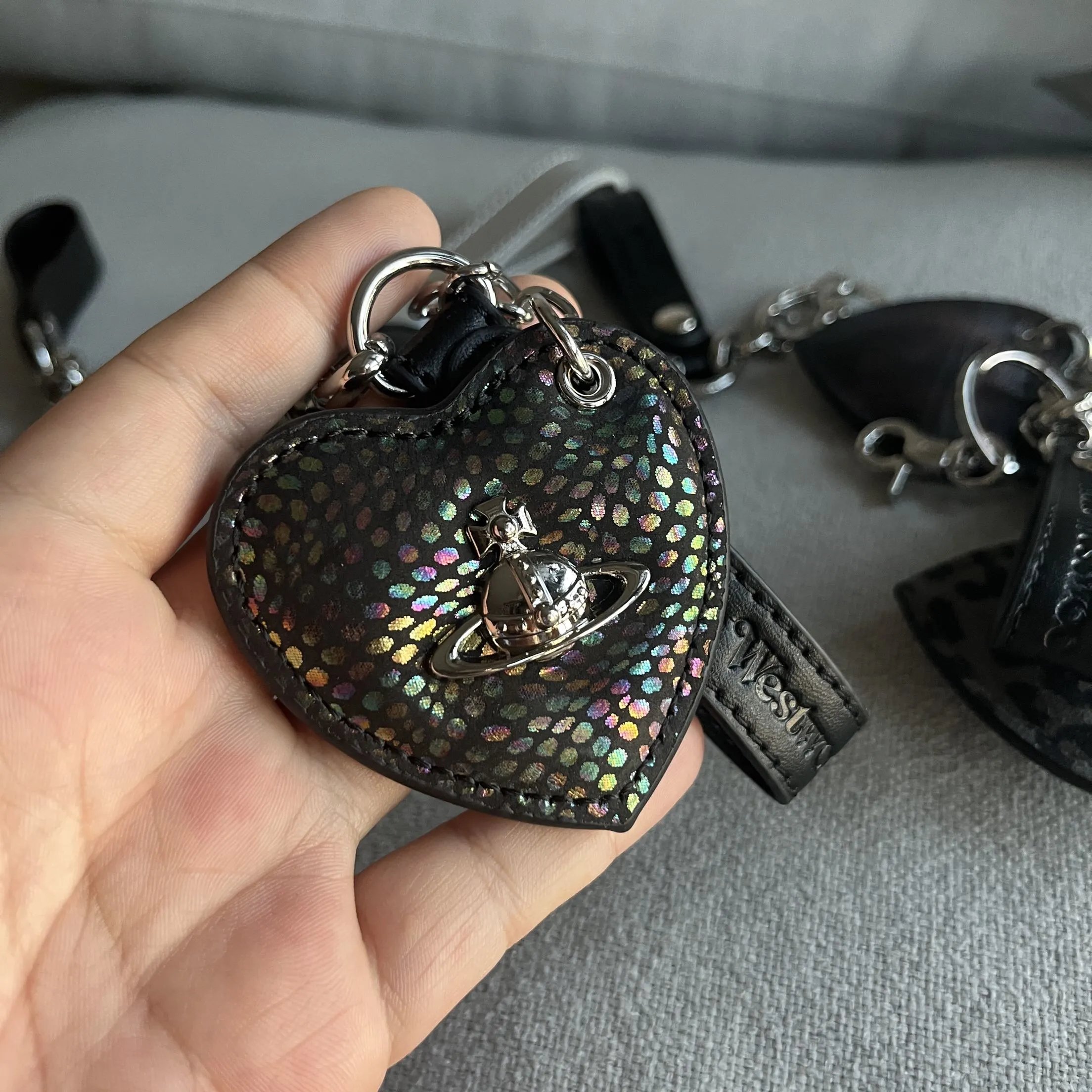 羊皮花点图案随机有瑕疵 瑕疵随