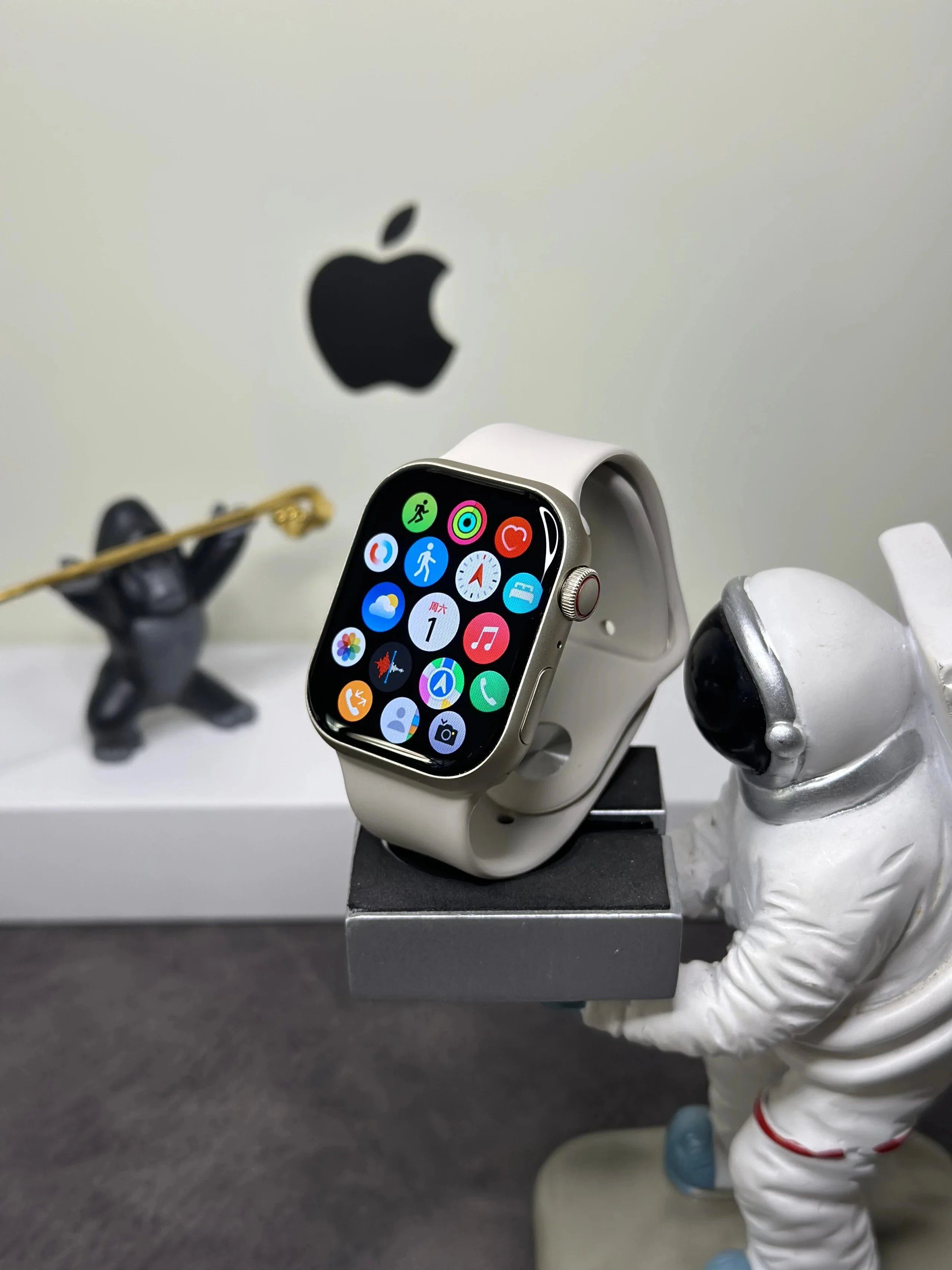 Apple Watch 9代星光白