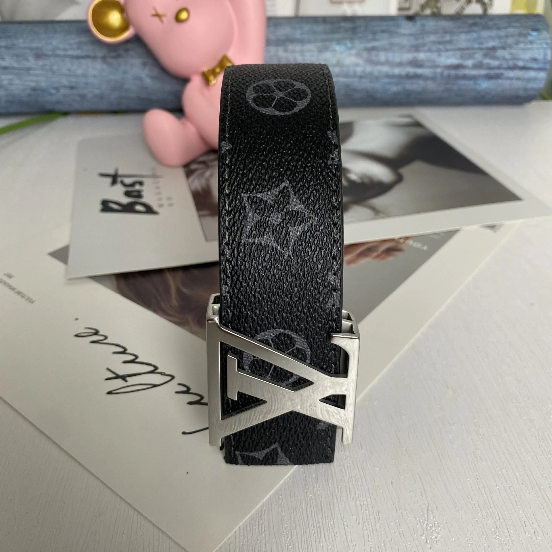 银扣黑老花
