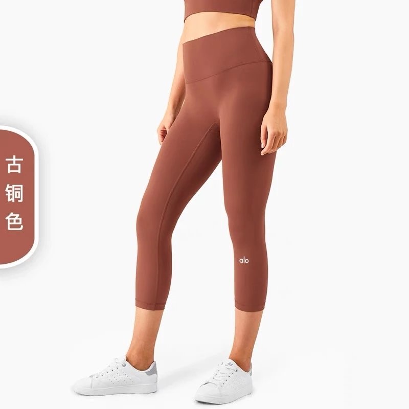 古铜色