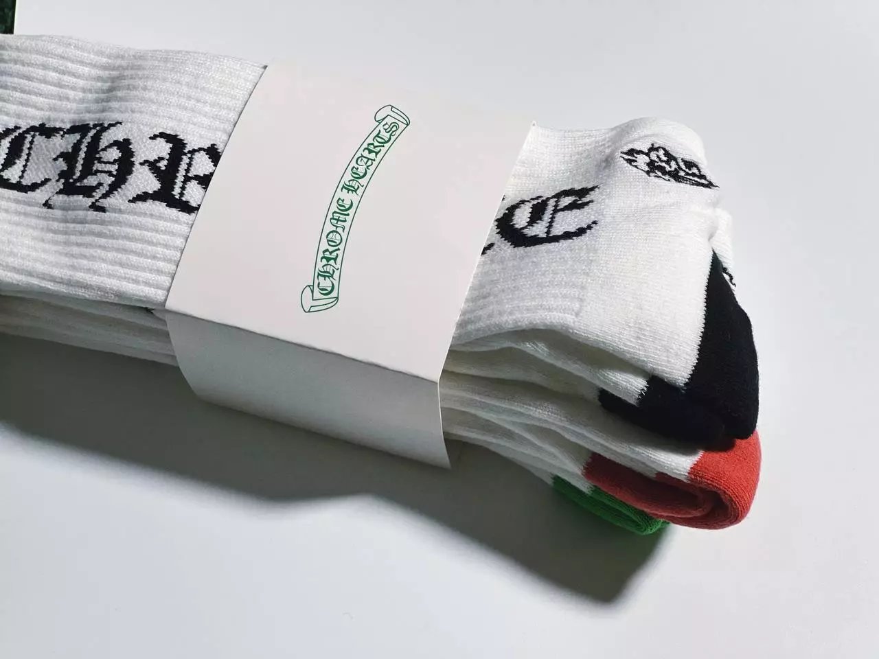 白色3双装字体logo-3paris-a-set