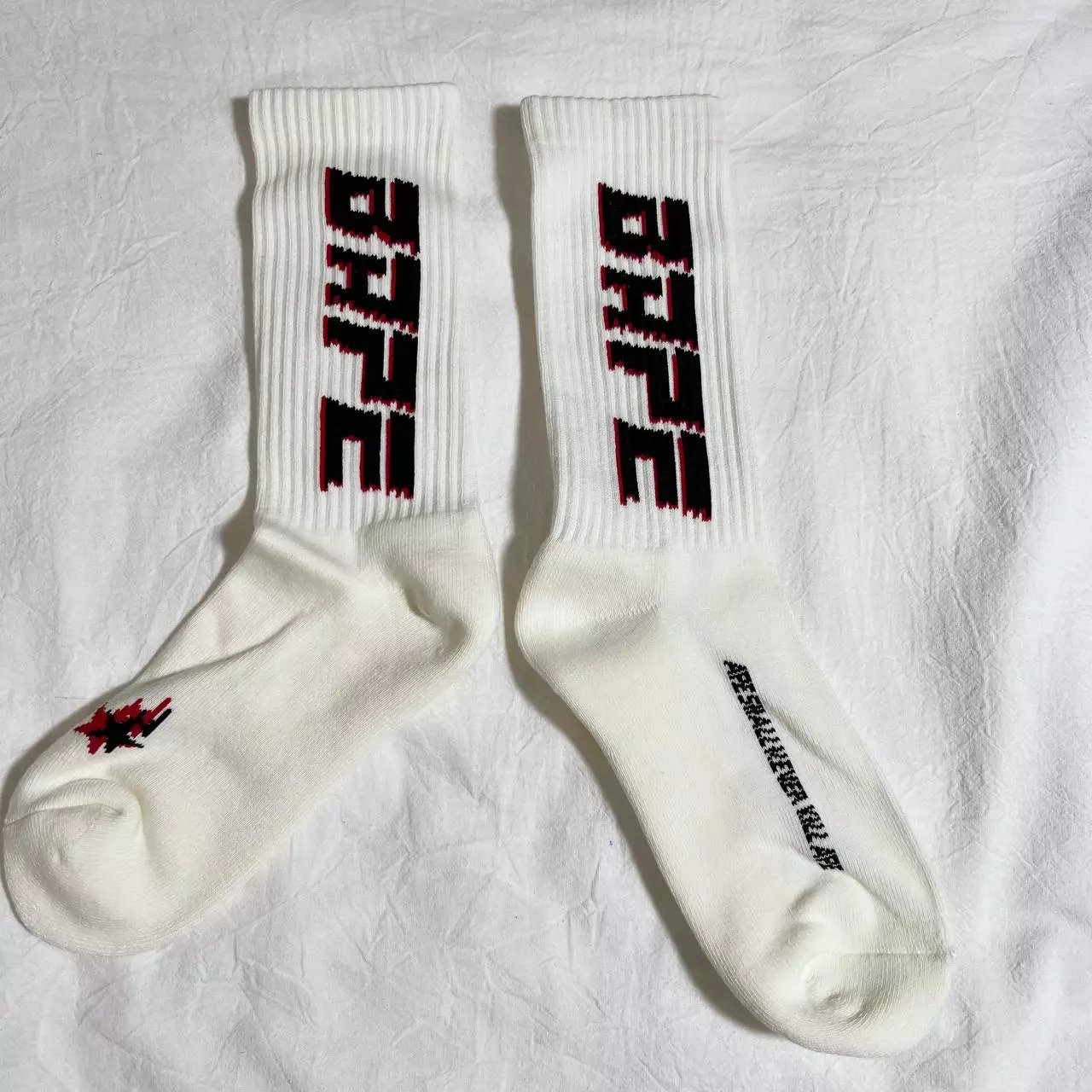 bape韩文白色