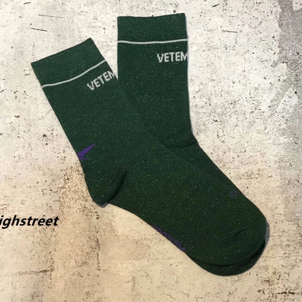 绿色