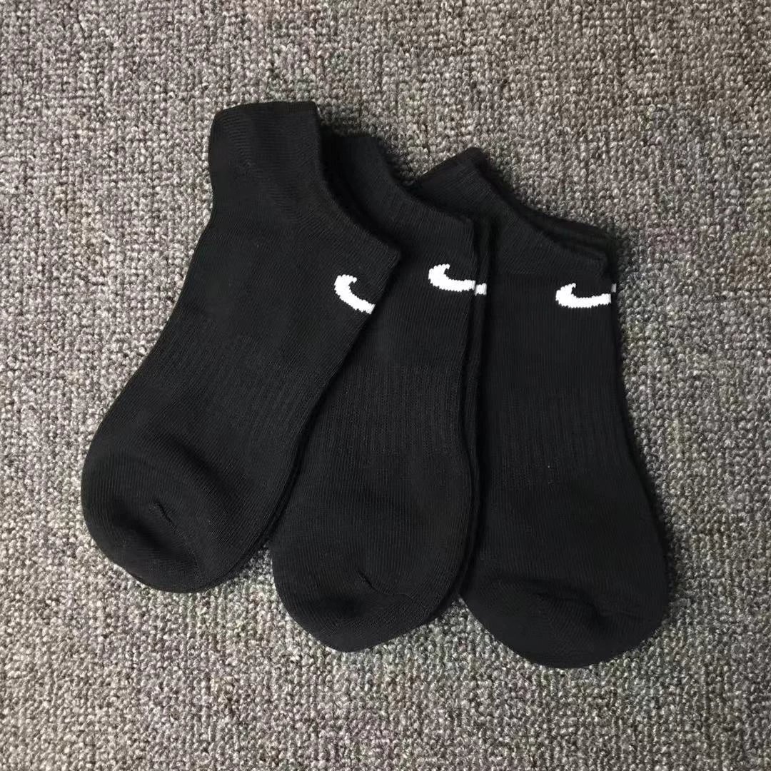 三双装黑色