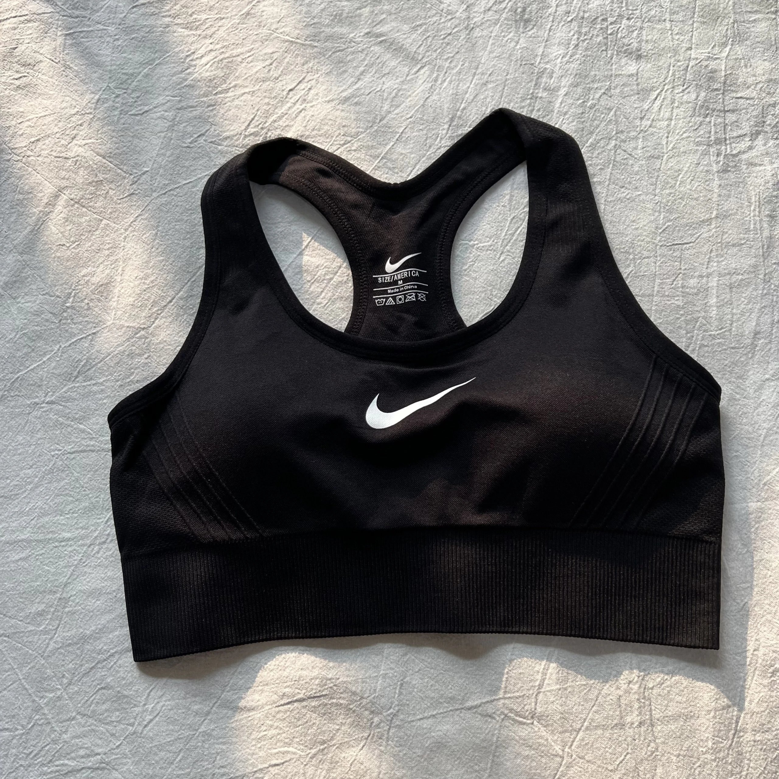 BLACK黑色： SIZE S