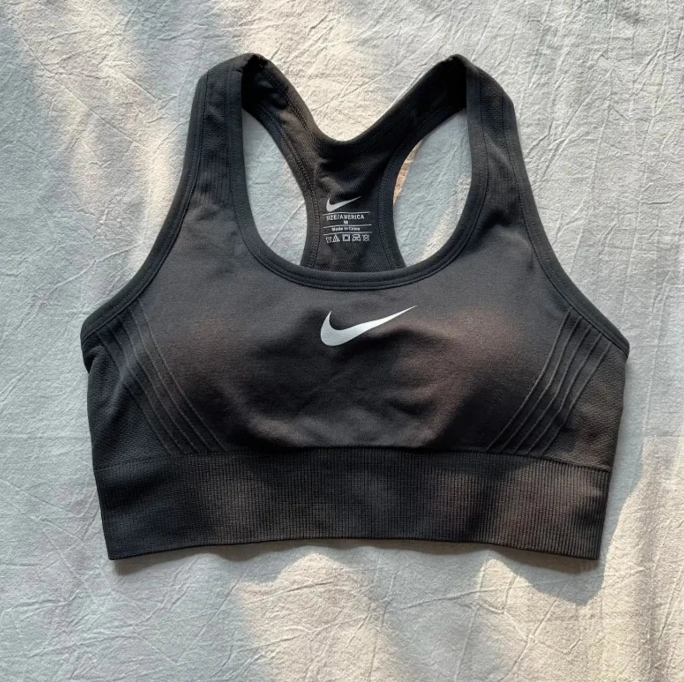 GREY灰色： SIZE M