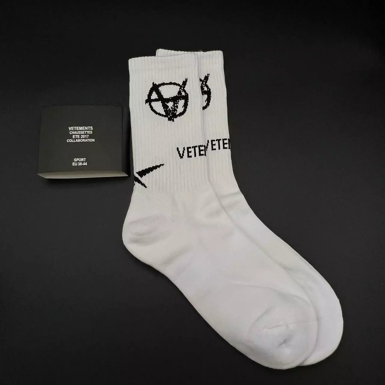 202300202白色black（毛巾底towel）