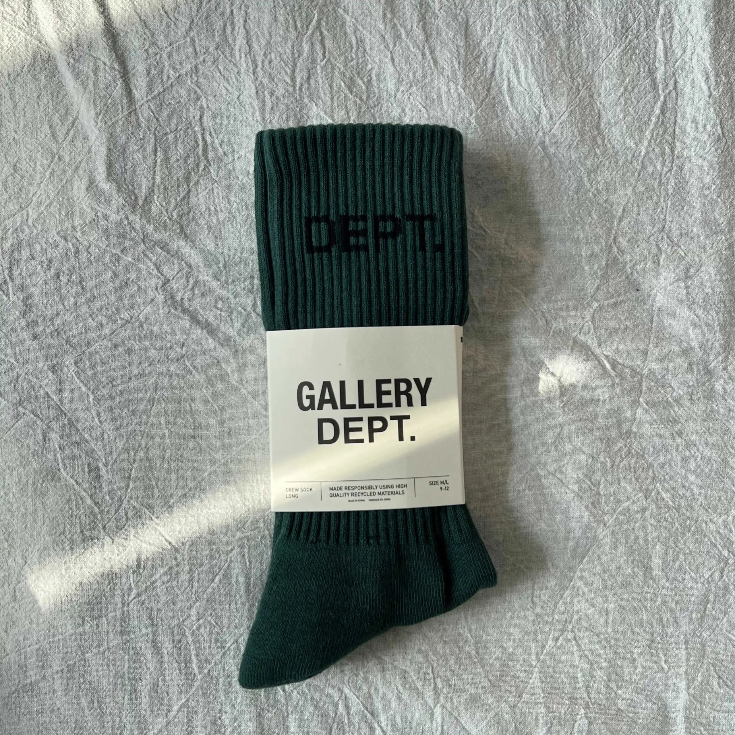 D.E.P.T army green 军绿色