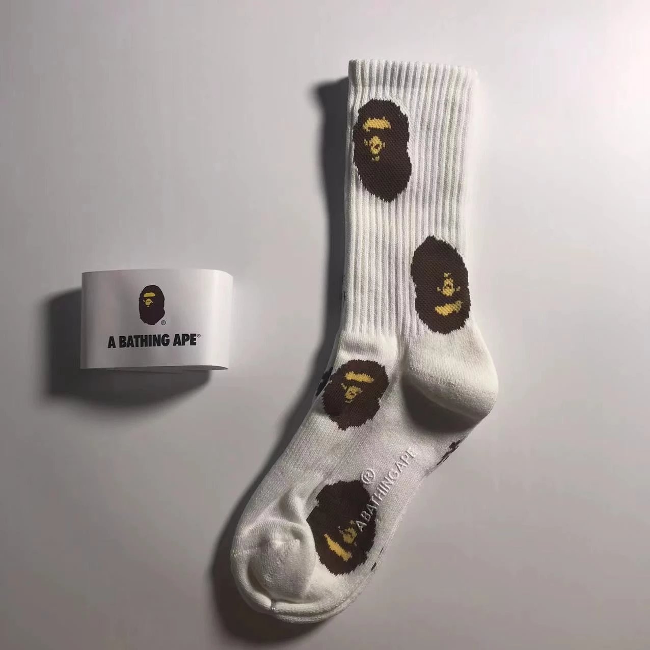 白色