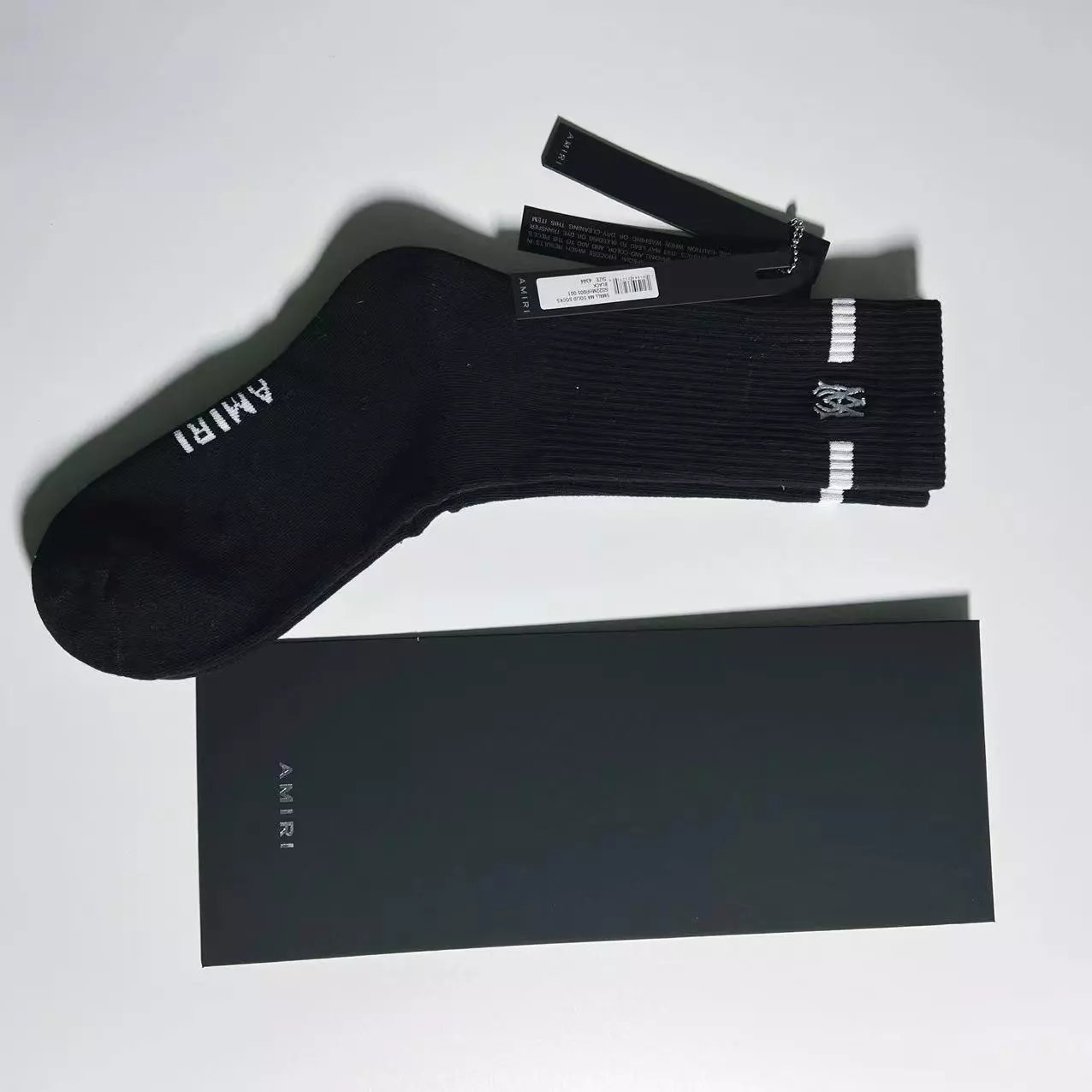 ARI黑色蜘蛛刺绣+包装withbag