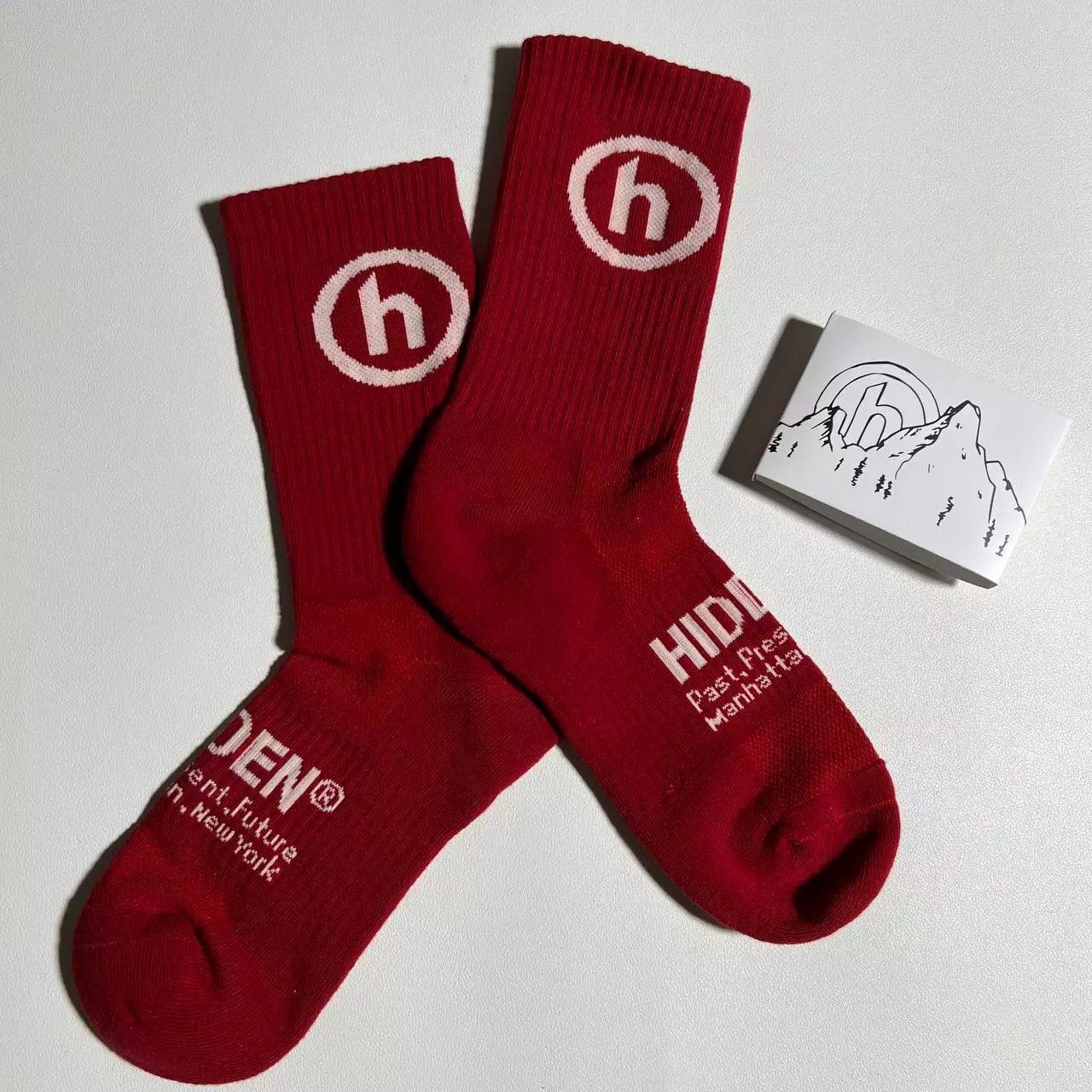 HOH0035  H大红色浅黄绿H