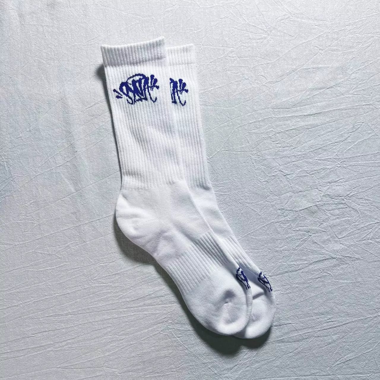 一双 白蓝 (white/blue one pair)